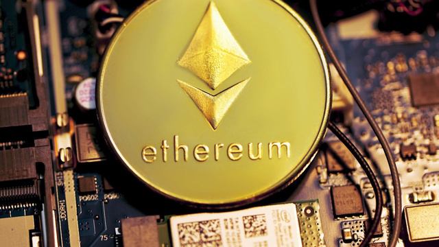 Эфир идёт в разнос! Впервые за целый месяц: рынок восстанавливается? Что будет дальше? смотреть онлайн