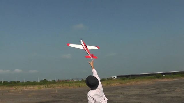 Hobbyking Pylon Racer crash смотреть онлайн