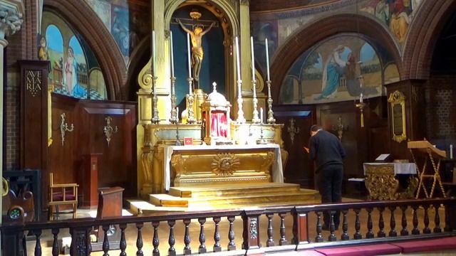 The Angelus at St Mary's Bourne Street смотреть онлайн