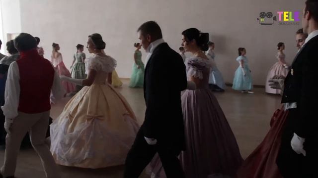 Бал в Туле "Хозяйка медной горы" . Сюжет Анны Парахненко и Дарины Тарасовой смотреть онлайн