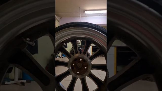 Work Varianza V5s R19, 215 35 19 в продаже 1.11.22