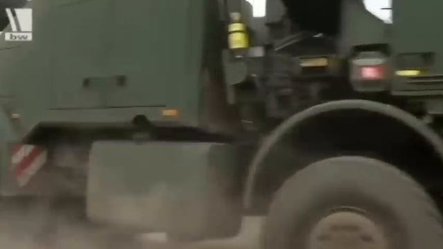 Buffalo ARV vs. Bison Actros AK 8x8 (German Language) смотреть онлайн