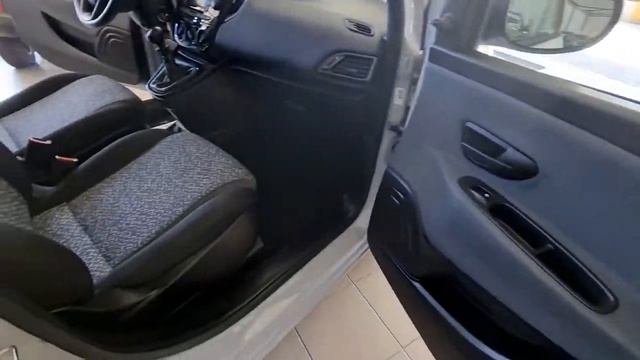 LANCIA YPSILON ELEFANTINO BLU GPL смотреть онлайн