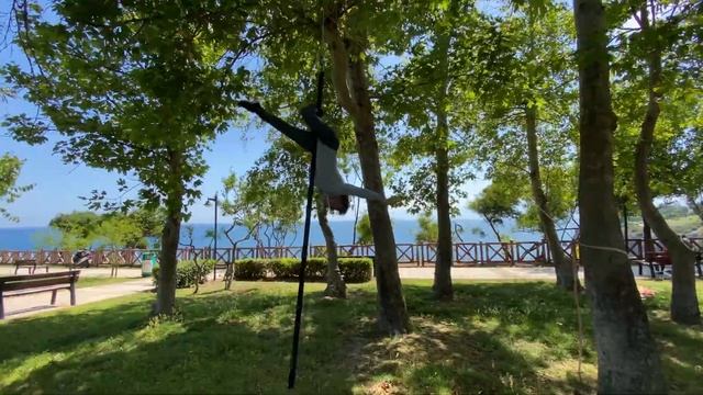 Airpole dance man. Воздушный пилон мужской. смотреть онлайн