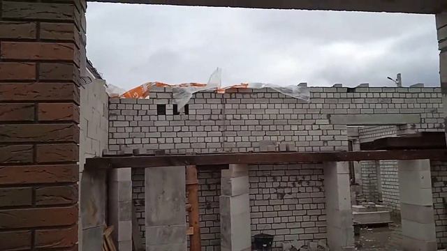 Мы сделали почти первый этаж!!! смотреть онлайн