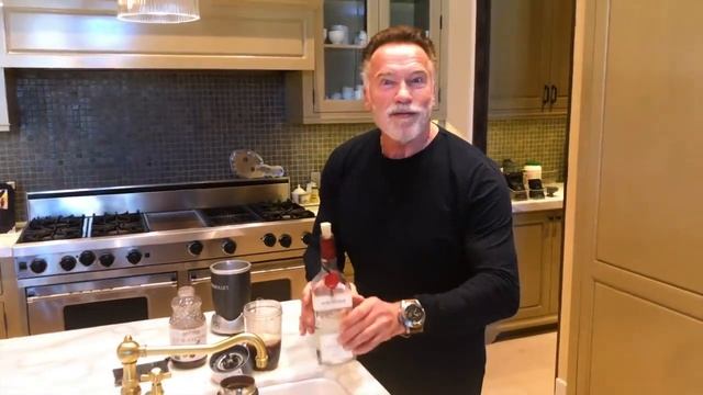 Arnold Schwarzenegger Top Secret Protein Shake