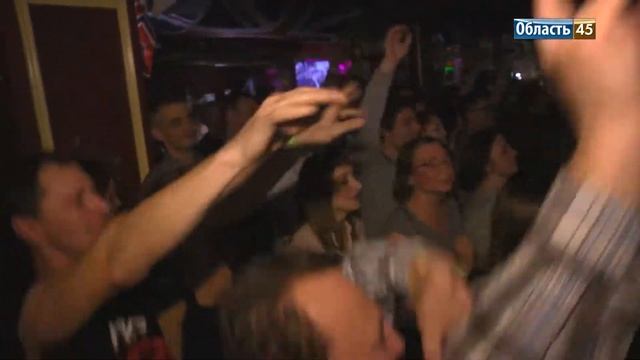 Рок-группа ZNAKI «зажгла» в Кургане смотреть онлайн