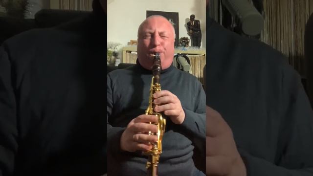 Robert Anchipolovsky Indiana (fast version) смотреть онлайн