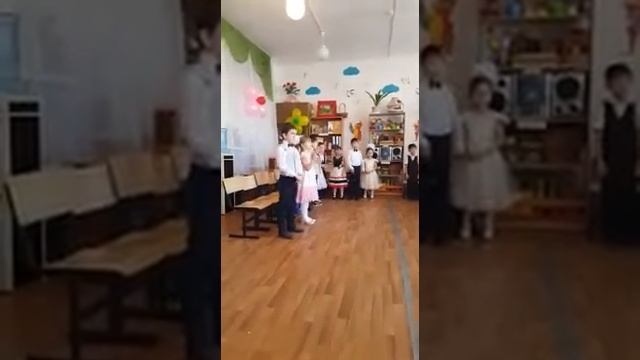Праздник. Девочек смотреть онлайн
