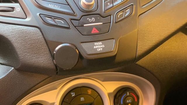 FORD NEW FIESTA SEDAN 1.6 2016 METRO VILA PRUDENTE 4MIL ENTRADA + 999 MÊS смотреть онлайн