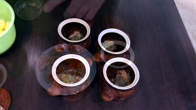 Как приготовить жаркое из свинины в горшочке смотреть онлайн