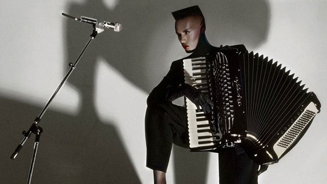 I've Seen That Face Before (Disco Syndicate's Last Tango In Paris Edit) - Grace Jones смотреть онлайн