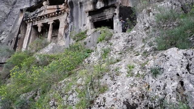 1 Day In Fethiye, Turkey | Paragliding, The Ancient City Of Telemessos & Ghost Village of Kayakoy смотреть онлайн