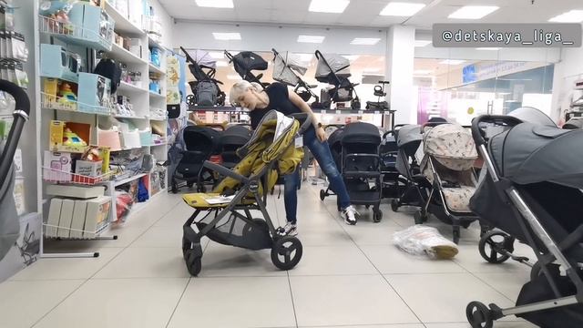 Как складывается прогулочная коляска...? смотреть онлайн