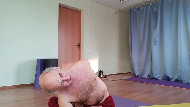 18.11.23. Утренняя практика на дыхательную мускулатуру и длииинннаааяяя медитативная шавасана смотреть онлайн