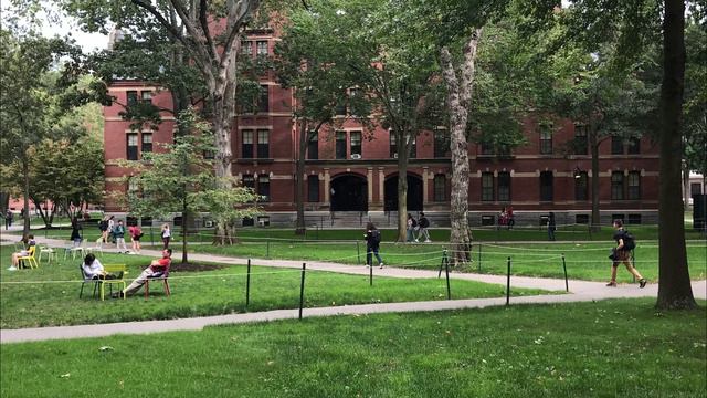 Hauntings of Harvard University смотреть онлайн