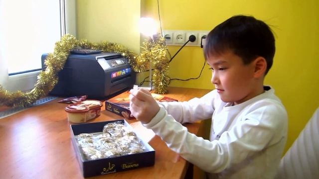 Распаковка сладостей из Египта