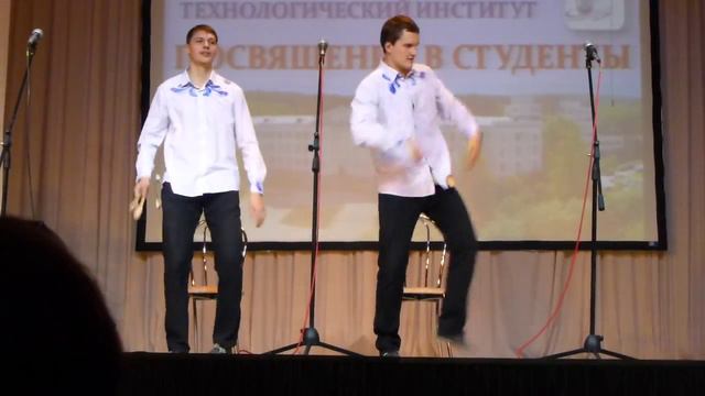 "Недалекие" ложкари смотреть онлайн