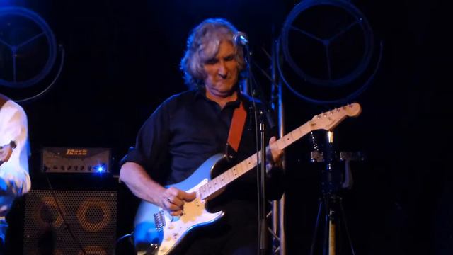 John Illsley - Expresso Love (24.03.2015, Frannz Club, Berlin, Germany) смотреть онлайн