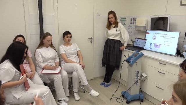 Лазер PinPointe FootLaser - обучение для врачей Клиники Подологии 20.03.20 смотреть онлайн