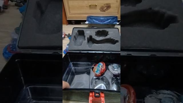 Какие беи лучше всего брать на турниры??/Beyblade burst/ смотреть онлайн