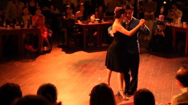 Sebastian Achaval & Roxana Suarez performing Tango at 13th Taipei Tango Festival Red House Milonga смотреть онлайн