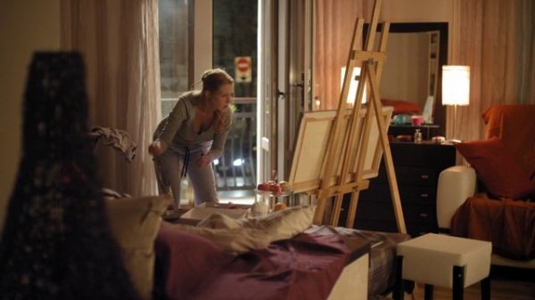 Девушка средних лет, 1 серия