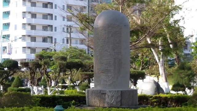 НЯЧАНГ В МАРТЕ - НАБЕРЕЖНАЯ И МОРЕ