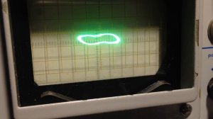 Проверка исправности радиодеталей осциллографом.