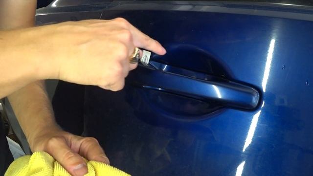 ЦАРАПИН под ДВЕРНОЙ РУЧКОЙ вашего АВТОМОБИЛЯ БОЛЬШЕ не будет ЕСЛИ СДЕЛАТЬ ЭТО смотреть онлайн