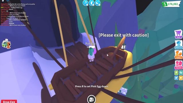 LOVE egg в адопт ми ! Что дадут донатеры? розовой яйцо и трейды в адопт ми в роблокс лайфхаки смотреть онлайн