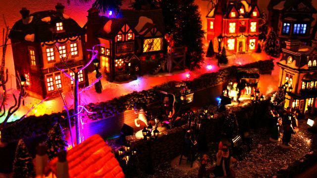 Уматная Новогодняя песня с Русское Радио.. Поднимает... смотреть онлайн