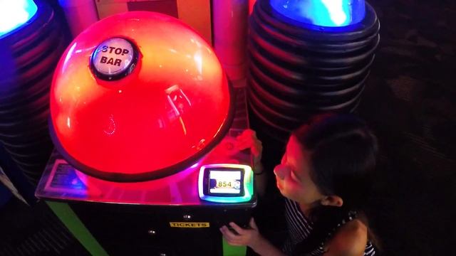 Let's Play Arcade Game Space Invaders Frenzy Jackpot Wins! смотреть онлайн