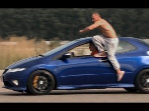 АвтоАкробатикА. Паркур и экстремальное вождение.