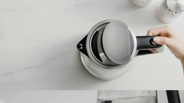 OXO Brew Cordless Glass Electric Kettle смотреть онлайн