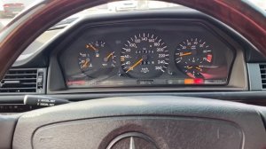В ПРОДАЖЕ Mercedes-Benz W124 E320 1994год из Японии