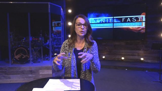 Daniel Fast - Different is Amazing смотреть онлайн