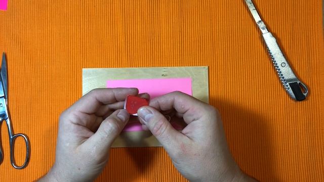 Брелок на школьный рюкзак ? своими руками. Видео урок как сделать брелок! Сердечко. Валентинка. DIY