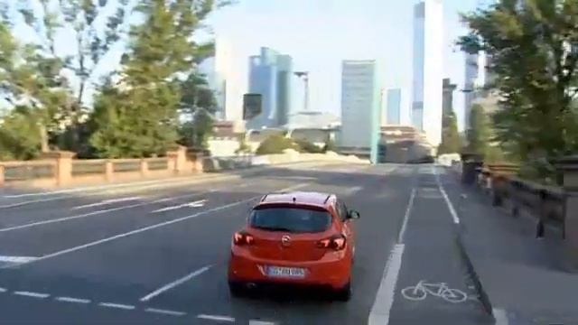 Opel Astra Trailer смотреть онлайн