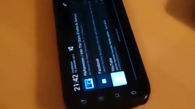 MPD running on an O2 Joggler with Android MPD client смотреть онлайн