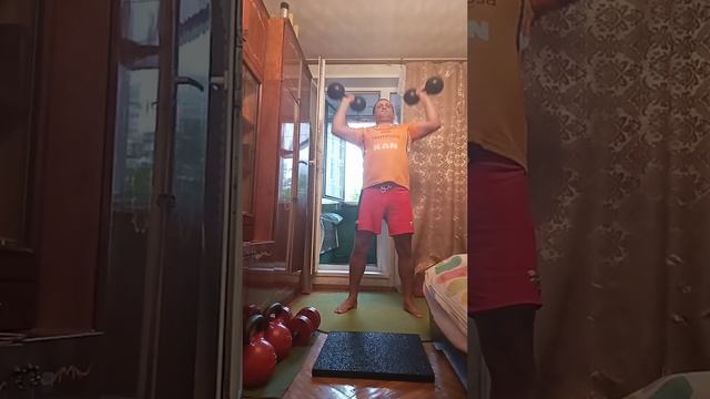 жим гантель бульдогов 2х21 кг. 31 Августа 21г. смотреть онлайн