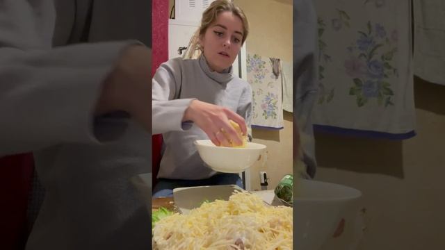 Жаркая Кухня. 6 выпуск. Салат 