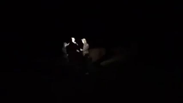 Дуэль салютами на рыбалке))) смотреть онлайн