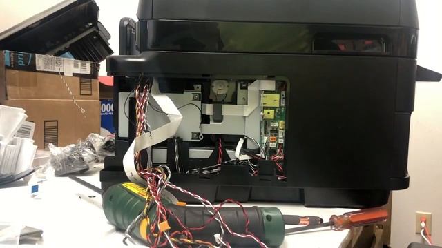 Uncasing WF-7610 WF-7620 - How to Remove Case and Scanner Epson WorkForce смотреть онлайн
