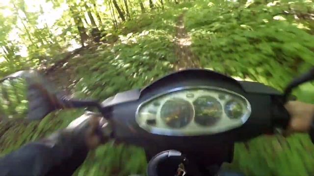 На китайском скутере под китайский реп. смотреть онлайн