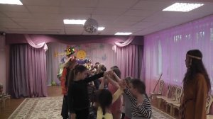 Учимся играть. Ещё ручеёк.