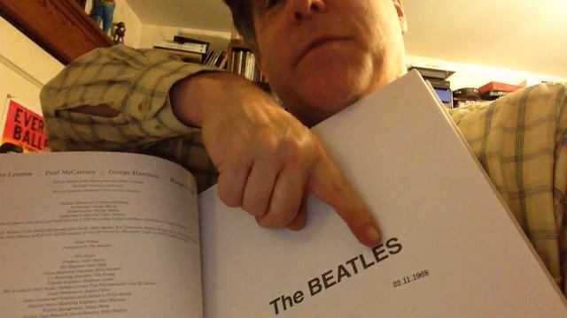 #vinyl Unboxing The Beatles White Album 50th Super Deluxe Set смотреть онлайн