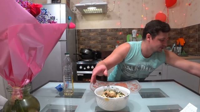 Муж ПОРАДОВАЛ на 8 марта ??? | Не ДАЕТ ГОТОВИТЬ ?♀️ | 4 простых и ВКУСНЫХ рецепта ?? смотреть онлайн