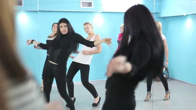 GoGo нач АЛИНА Школа Go Go 'Dance Paradise' смотреть онлайн