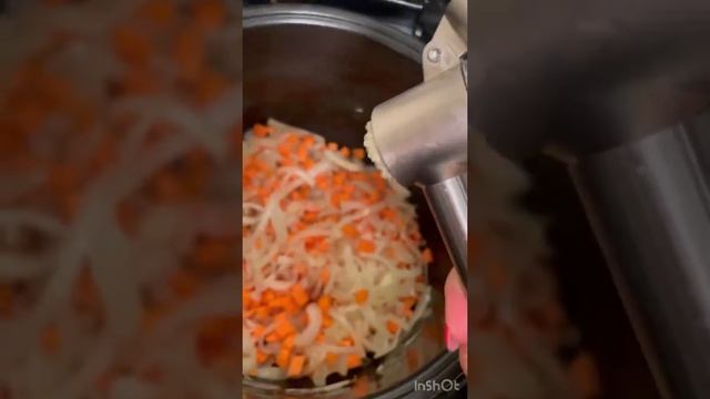 Гуляш из говяжьих КАЛТЫКОВ в мультиварке. ГОВЯЖЬИ КАЛТЫКИ смотреть онлайн